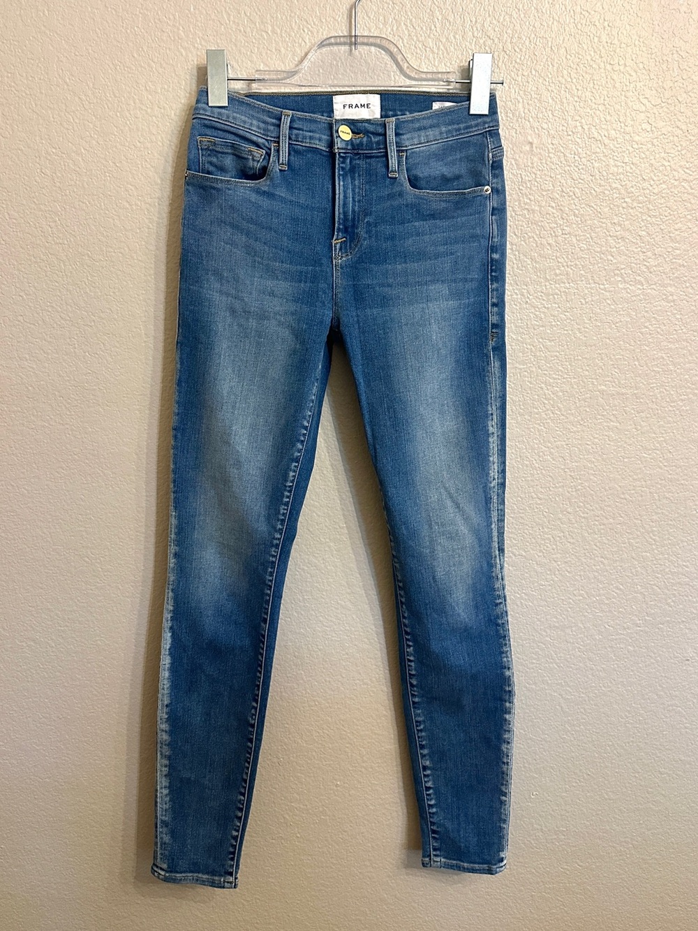 Frame Jeans "Le Skinny de Jeanne" Skinny Jeans